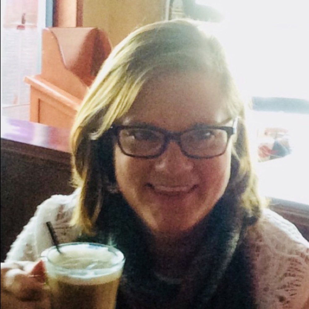 Meet your Posher, Julia