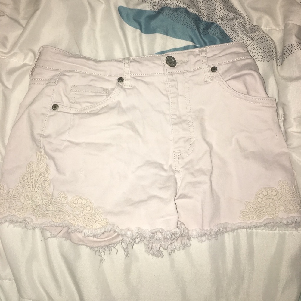 "high waisted shorty" white shorts