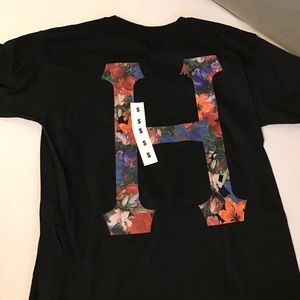 NWT huf t shirt sz S