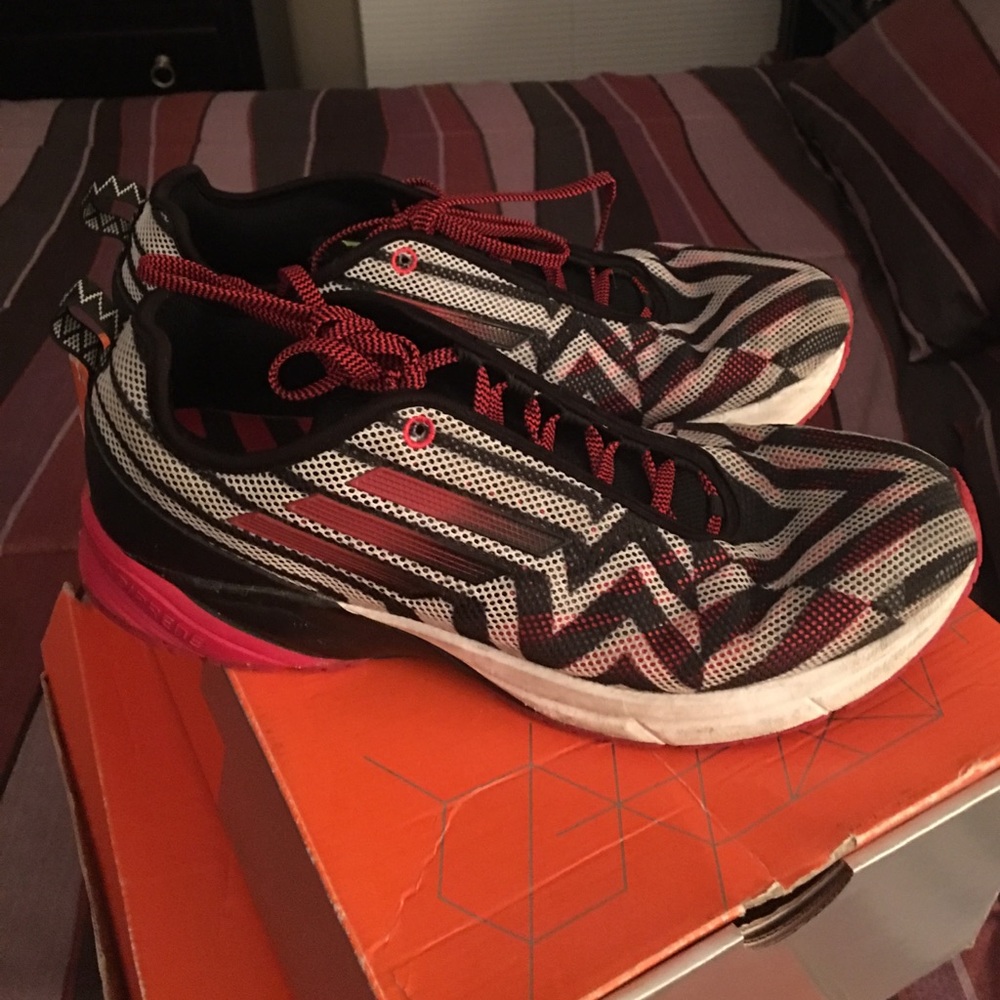 Atlanta falcons practice shoes