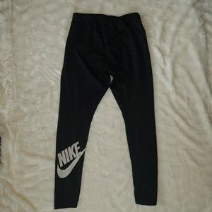 Nike dark grey leggings size Medium