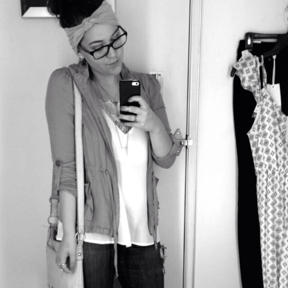 Meet your Posher, Bella