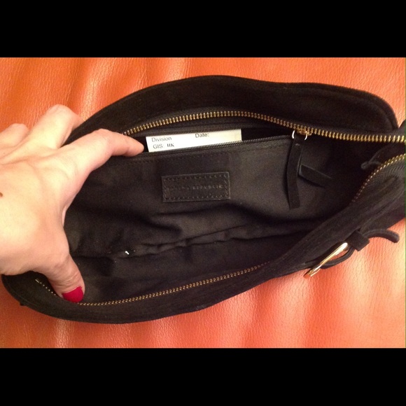 BANANA REPUBLIC SUEDE CLUTCH HANDBAG - Picture 4 of 5