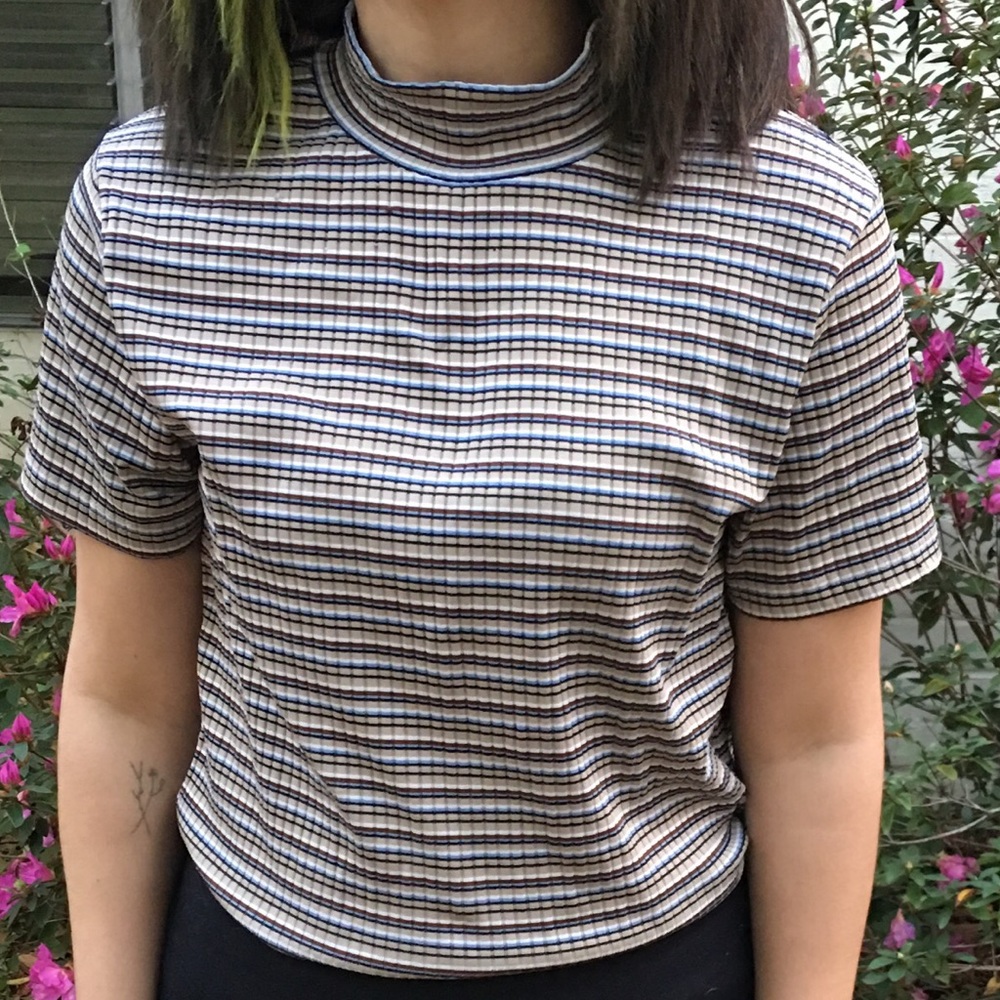90s Stripped Turtle Neck