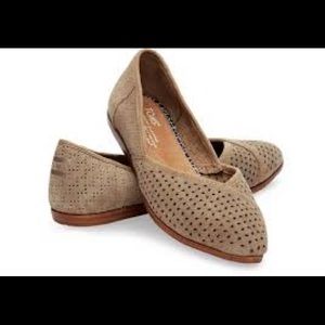 TOMS Suede Perforated Women's Jutti Flats 11w