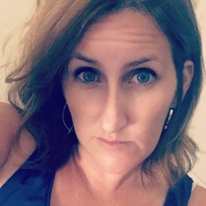 Meet your Posher, Leigh