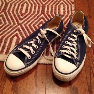 Chuck Taylor's converse