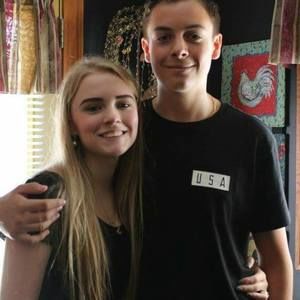 Meet your Posher, Hunter