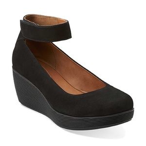 Clarks Claribel Fame Wedges - Black Nubuck 10M