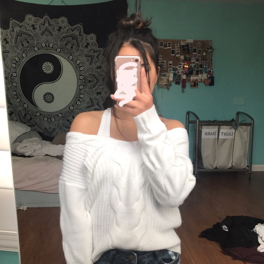 Off the Shoulder Knitted Sweater
