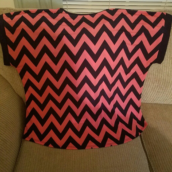 Blouse - Picture 3 of 3