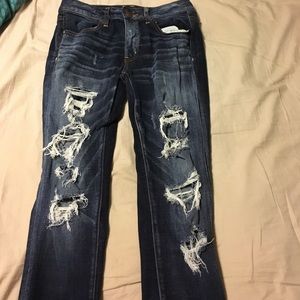 Super cute ripped jeans 😍