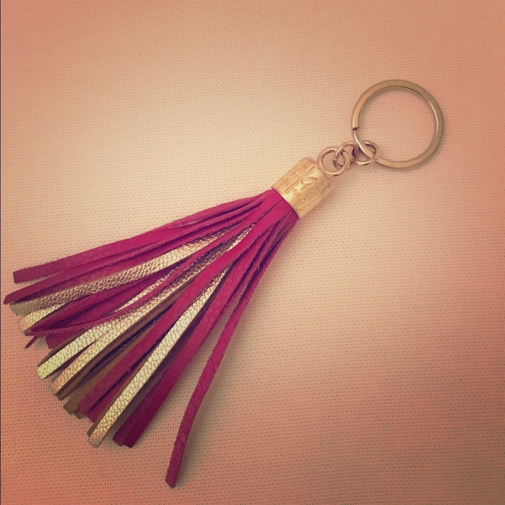 Gigi tassel keychain