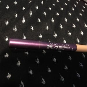 Urban Decay concealer pencil