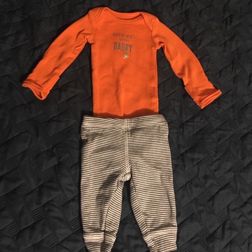 Carter's two piece outfit