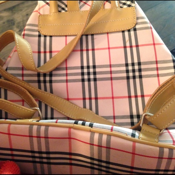 Burberry London Blue Labbel