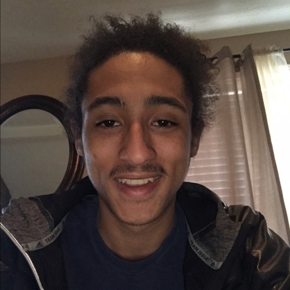 Meet your Posher, Brandon - Picture 1 of 1