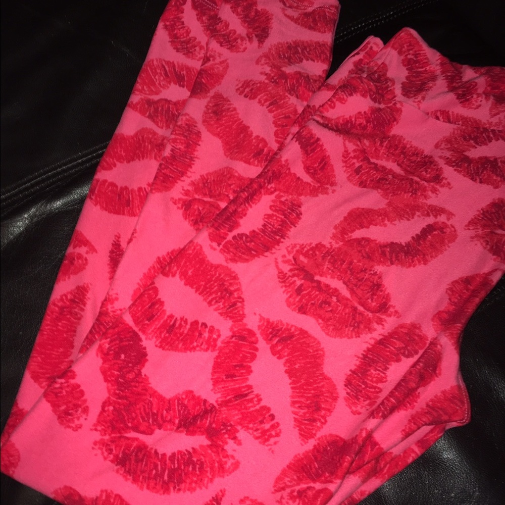 NWOT Lularoe kiss leggings