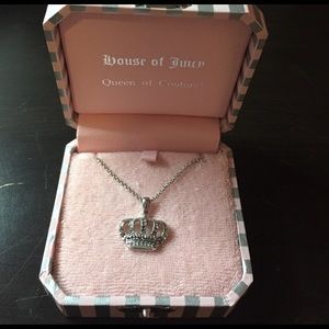 Juicy couture silver crown necklace