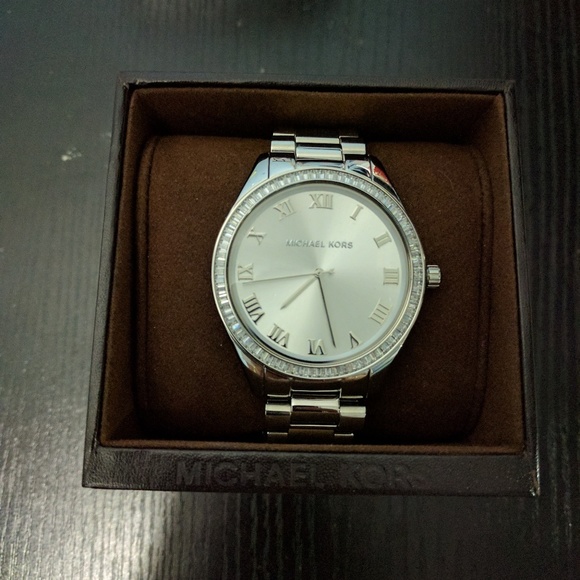 Michael Kors Blake Silver Tone Watch - Picture 5 of 5