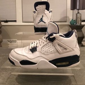 air Jordan 4 "Columbia".
