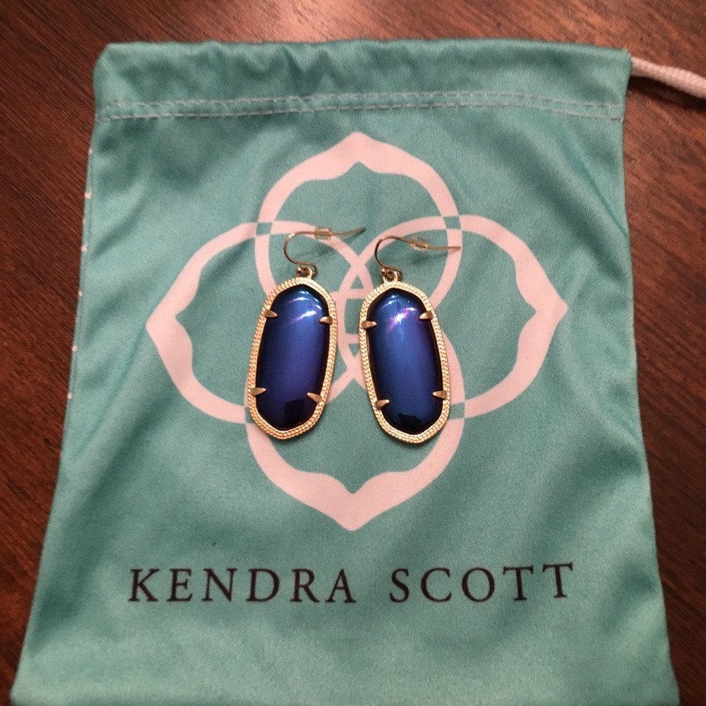 Kendra Scott Elle Earrings
