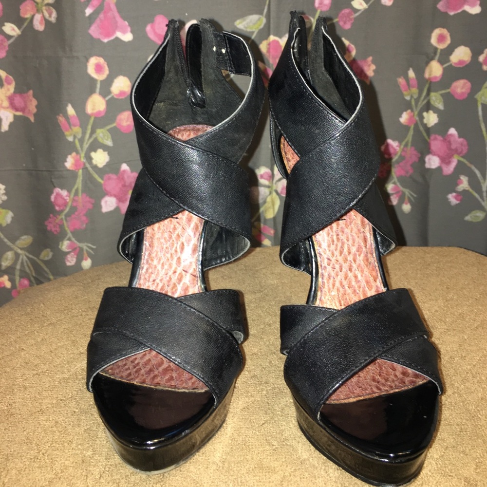 Steve Madden Black Sexy High Heels sz 7.5