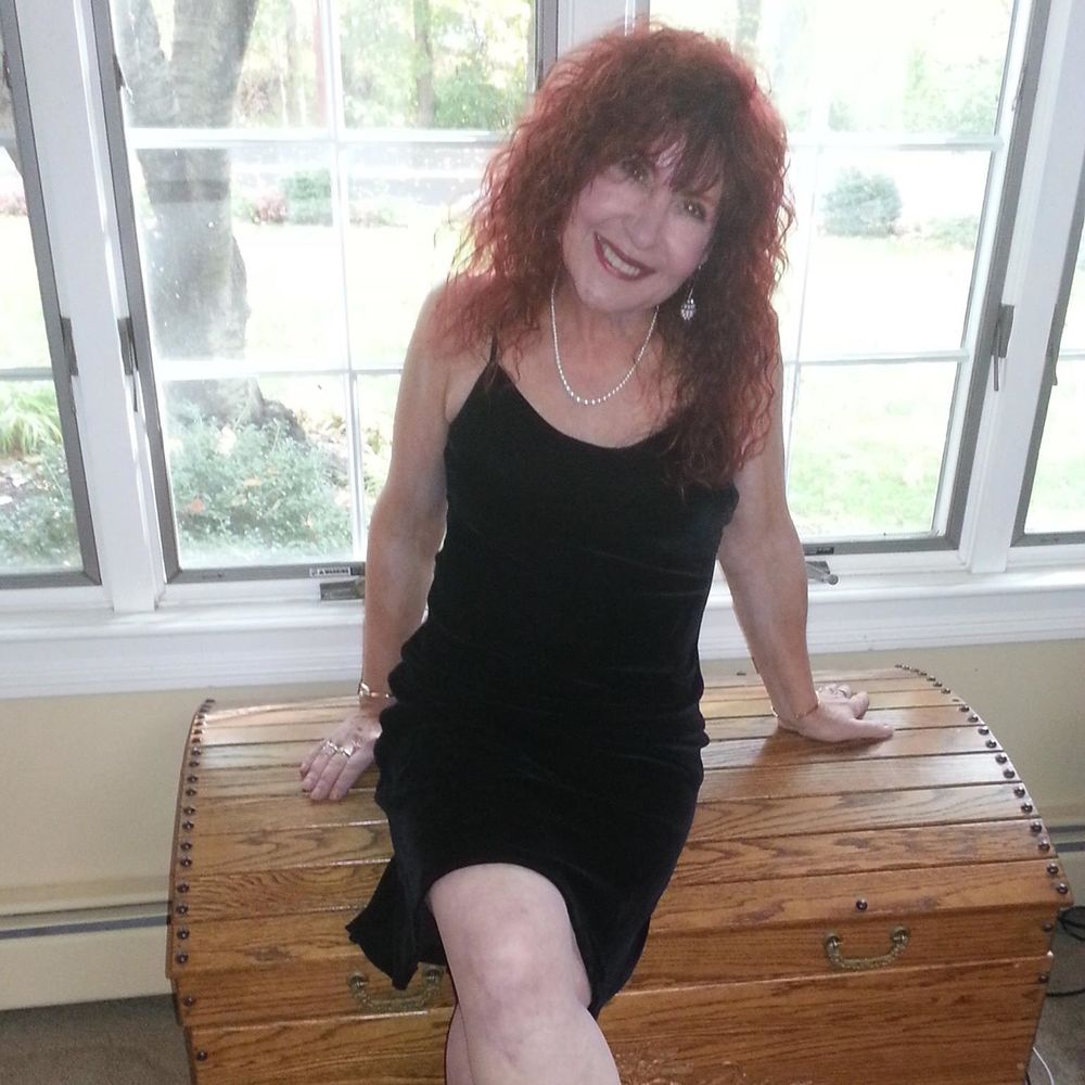 Meet your Posher, Eleanor