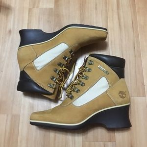 Wedge Chukka Boots