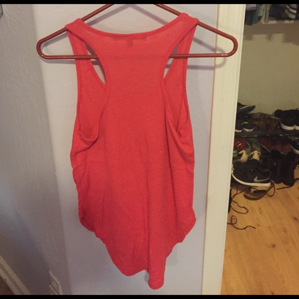 Pink Tank - Picture 2 of 3