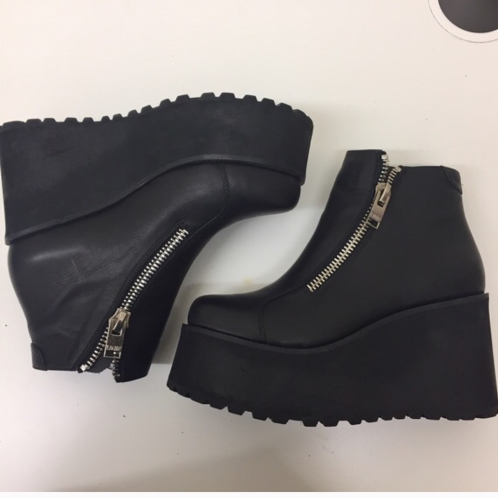 Unif daria shoes