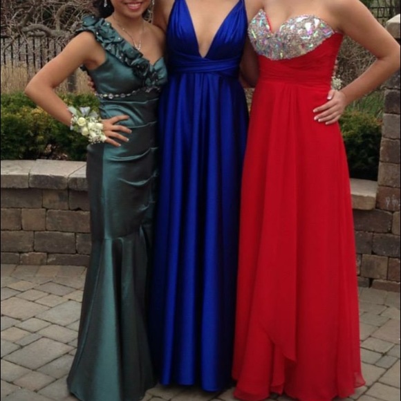 Prom dress! - Picture 3 of 3