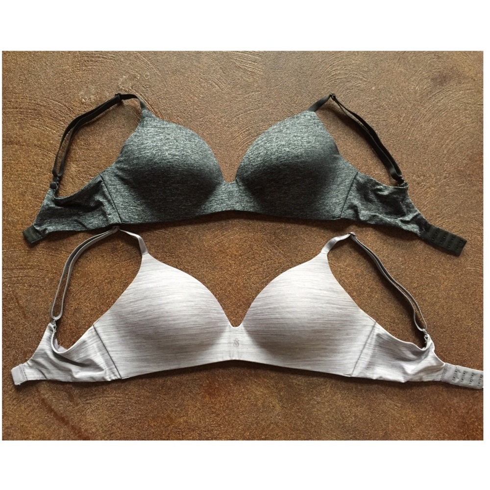 Victoria's Secret Bundled 2 Bras 34C