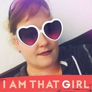 Meet your Posher, Adele