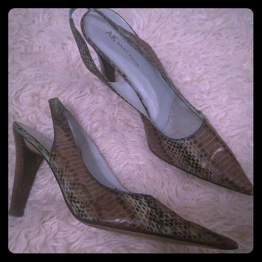 Anne Klein slingback pumps