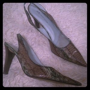 Anne Klein slingback pumps