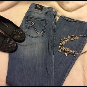 💗Rock & Republic bling jeans. Size 10💗EUC!!