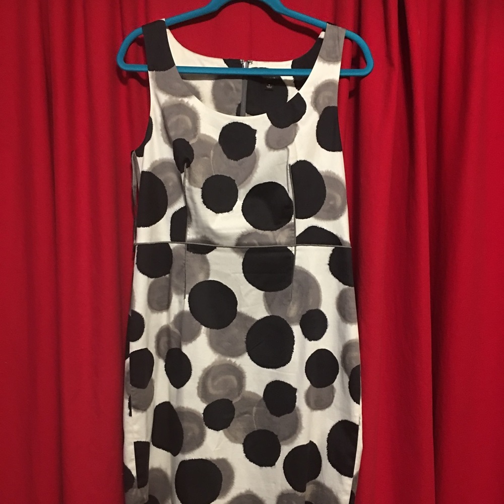 Ann Taylor sleeveless dress