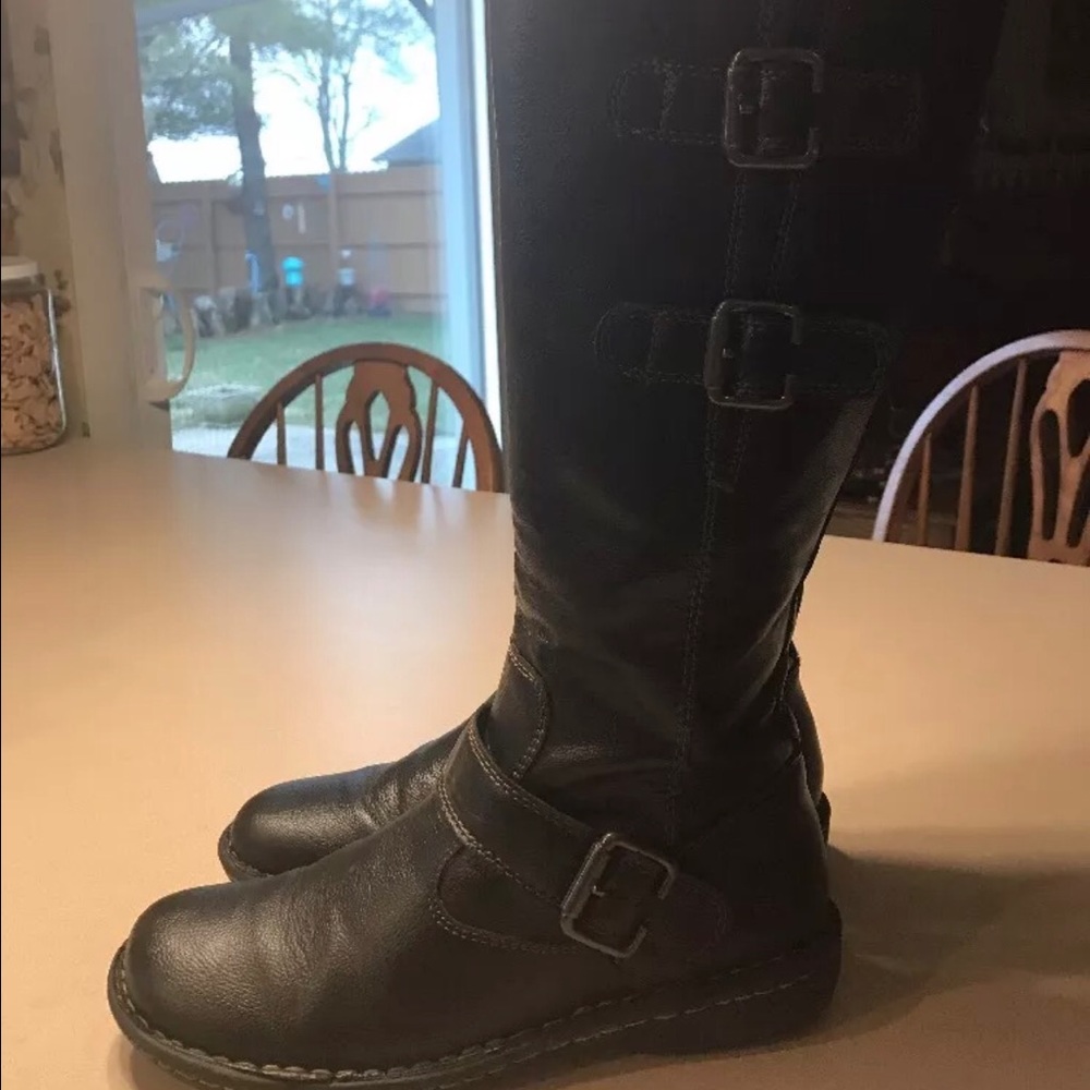 New Boc black zipper boots