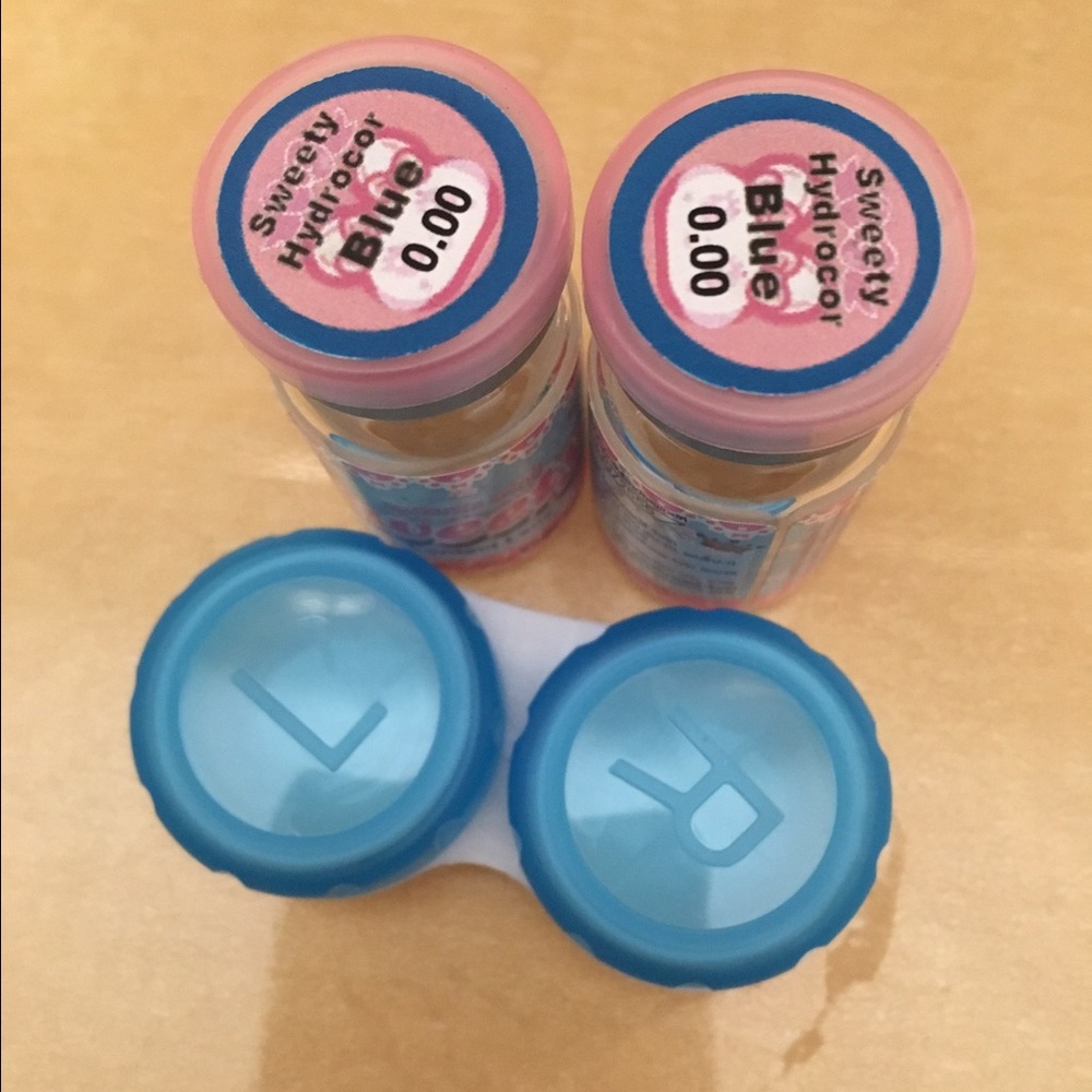 Hidrocor blue contacts