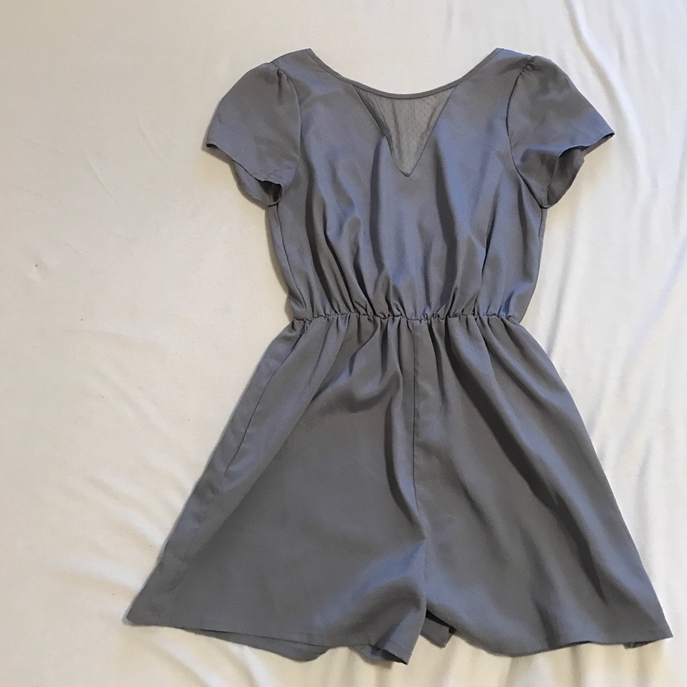 NWOT grey romper with mesh and ribbon buttons sz S