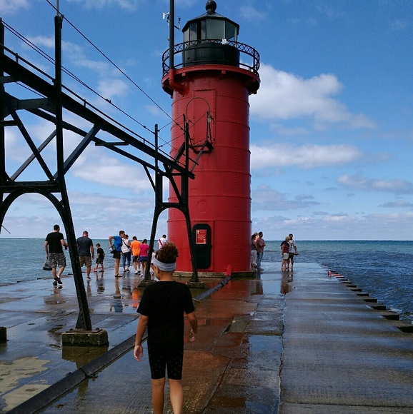 Meet your Posher, Jen. - Picture 3 of 8