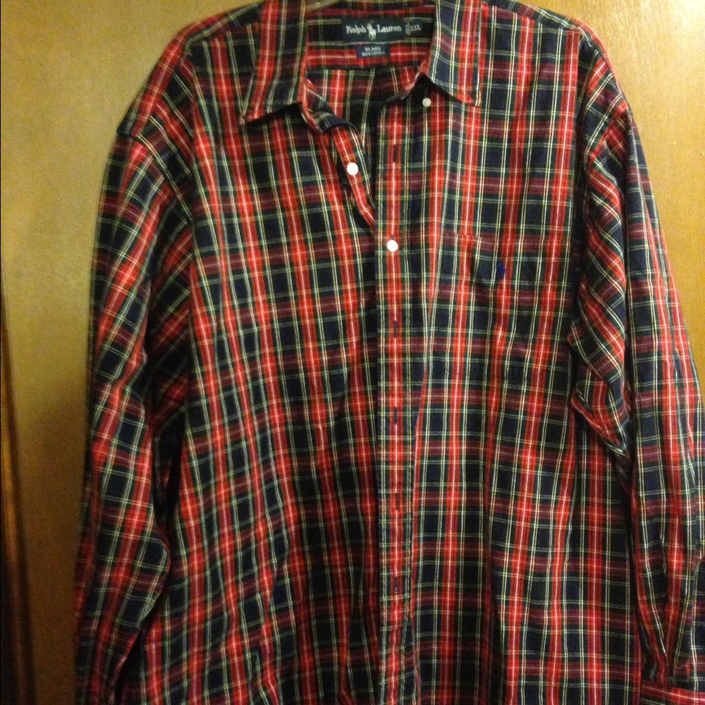 Men's Ralph Lauren Button Down Long Sleeve Shirt.