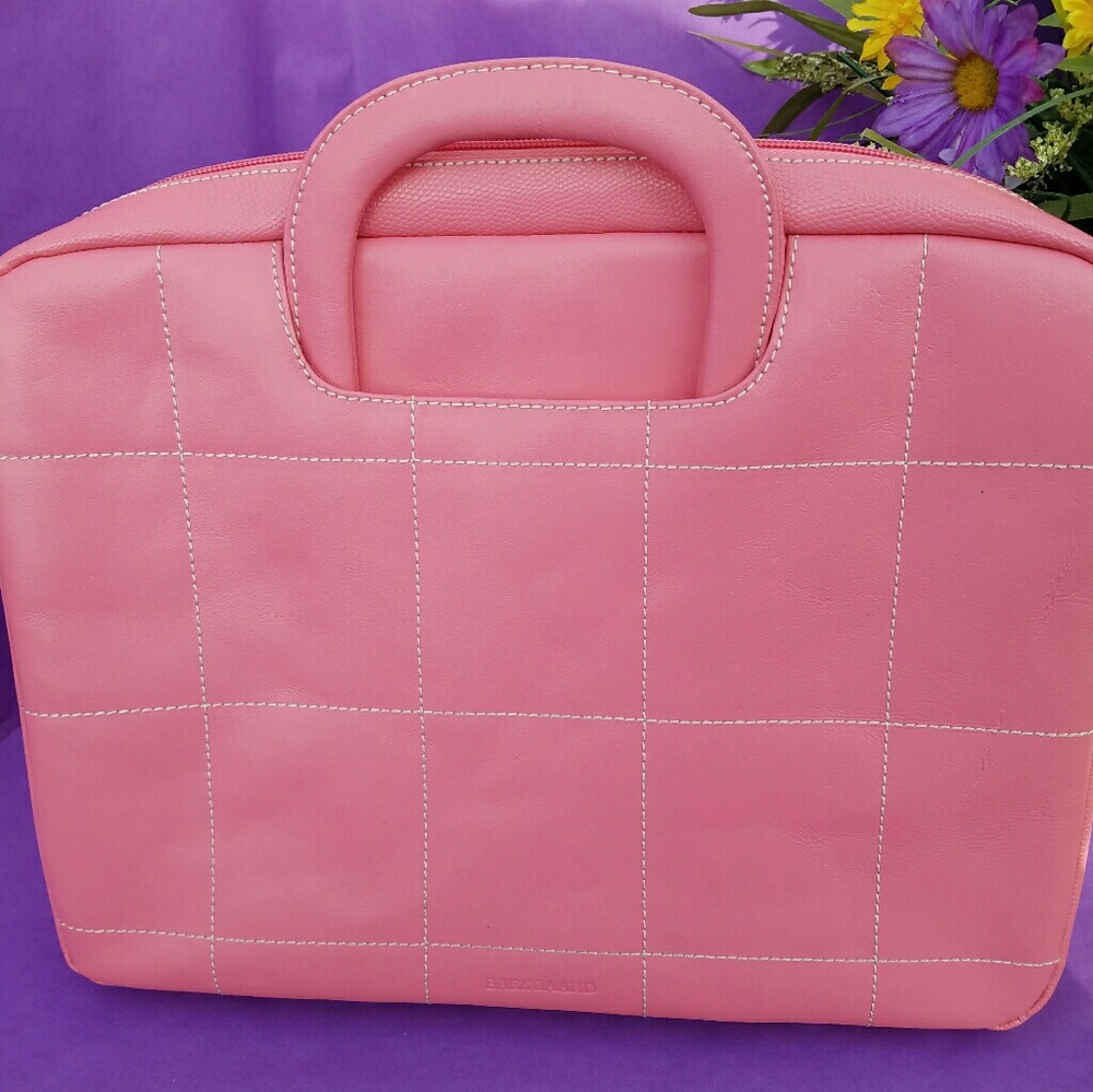 Vera Bradley - Baekgaard  Leather Tablet Sleeve