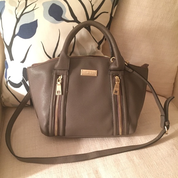 NEW PRICE! BCBG Paris Handbag - NWT - Picture 2 of 7