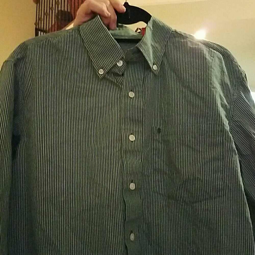 Izod button down
