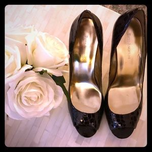 Enzo Angiolini Brown Crocodile Peep toes (Size 11)