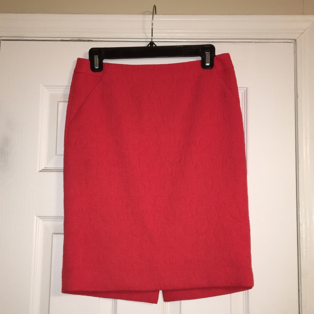 The Limited Pencil skirt in Coal. Size 2.