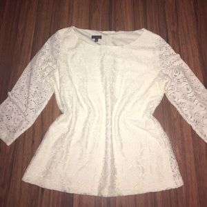 NWOT 3/4 long lace blouse