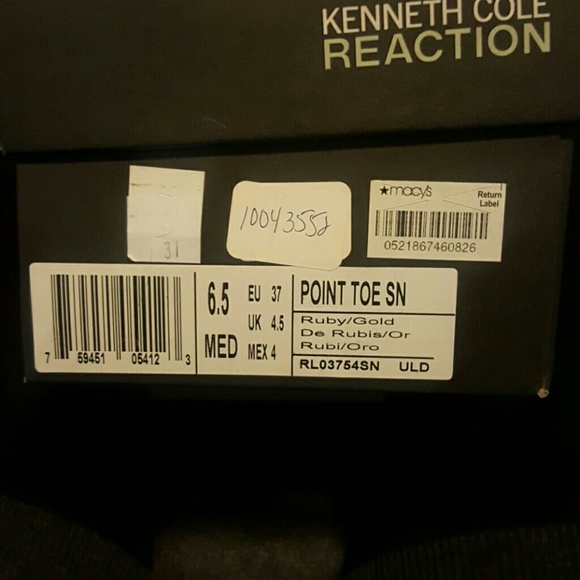 KENNETH COLE REACTION ruby/gold flats - Picture 3 of 3